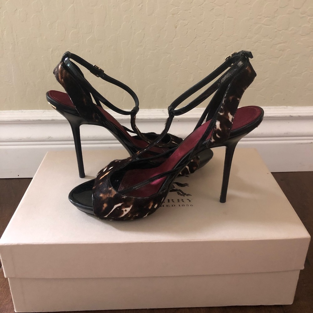Burberry heels - Picture 1 of 5